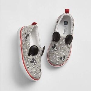Baby Gap Disney Mickey Mouse Kids Sneakers Gray and Black Size 5 US